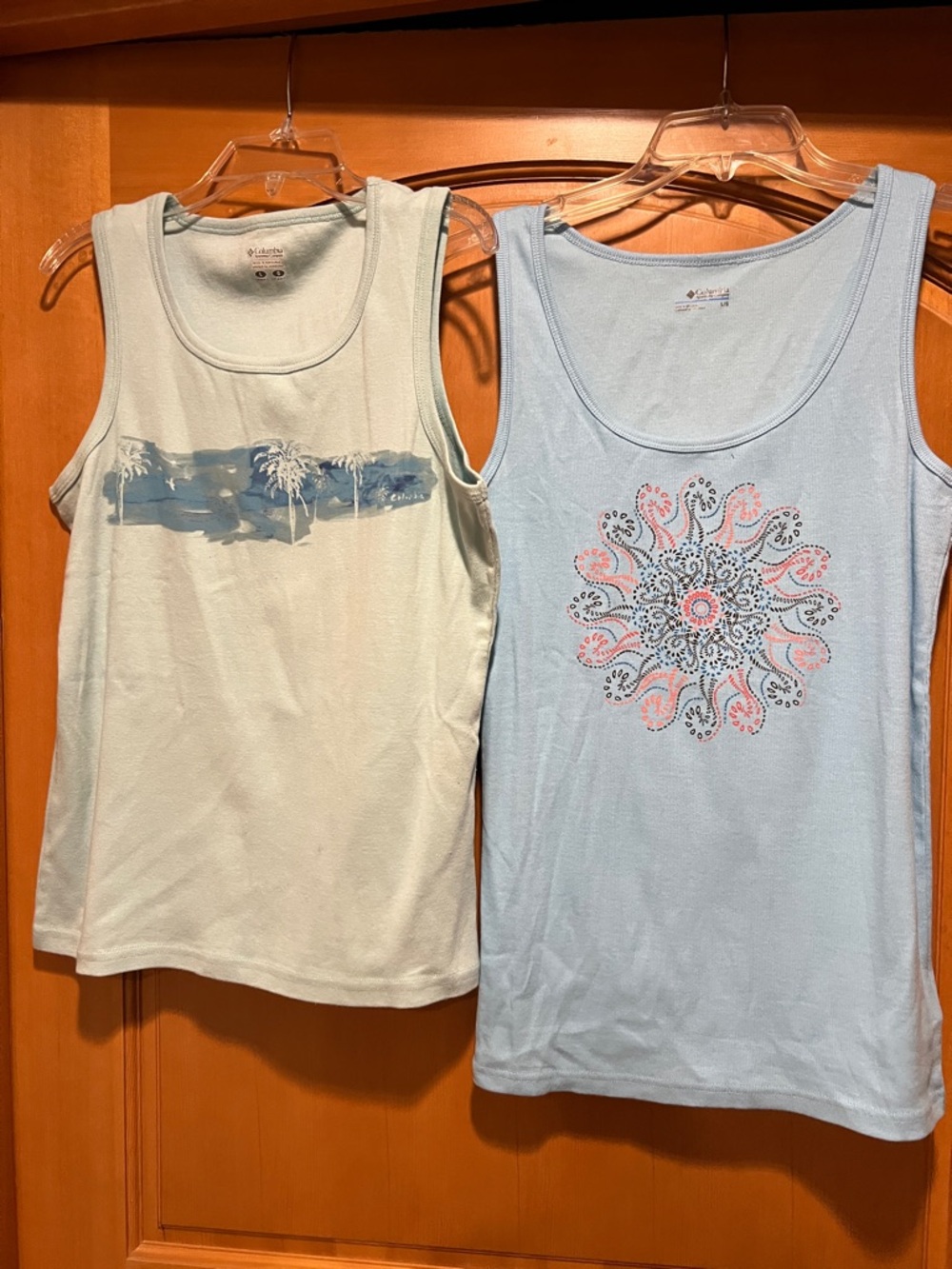 Set of 2 Columbia Sportswear Co Light Blue Graphic Tank Tops